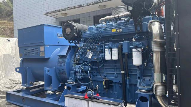云南發(fā)電機(jī)組生產(chǎn)廠家——柴油發(fā)電機(jī)組油耗受哪些因素影響？